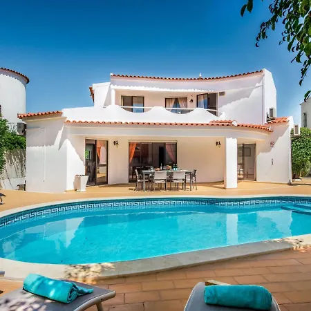 فيلة Villa Gale البوفيرا